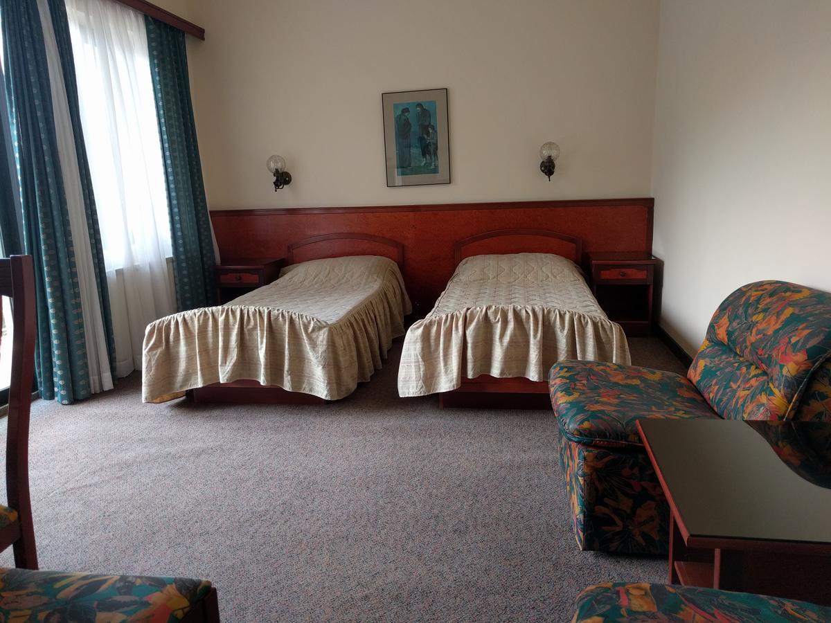 סקופיה Hotel Vodno מראה חיצוני תמונה