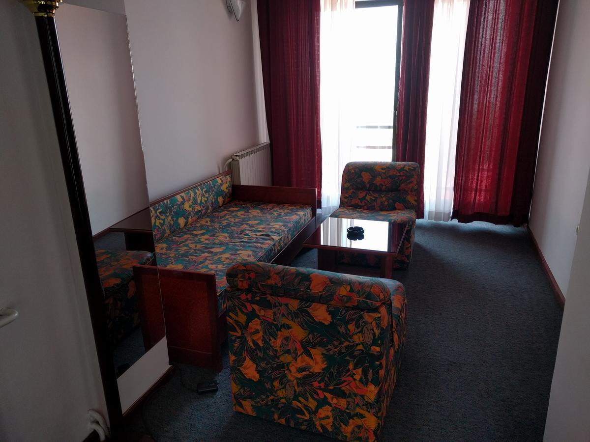 סקופיה Hotel Vodno מראה חיצוני תמונה