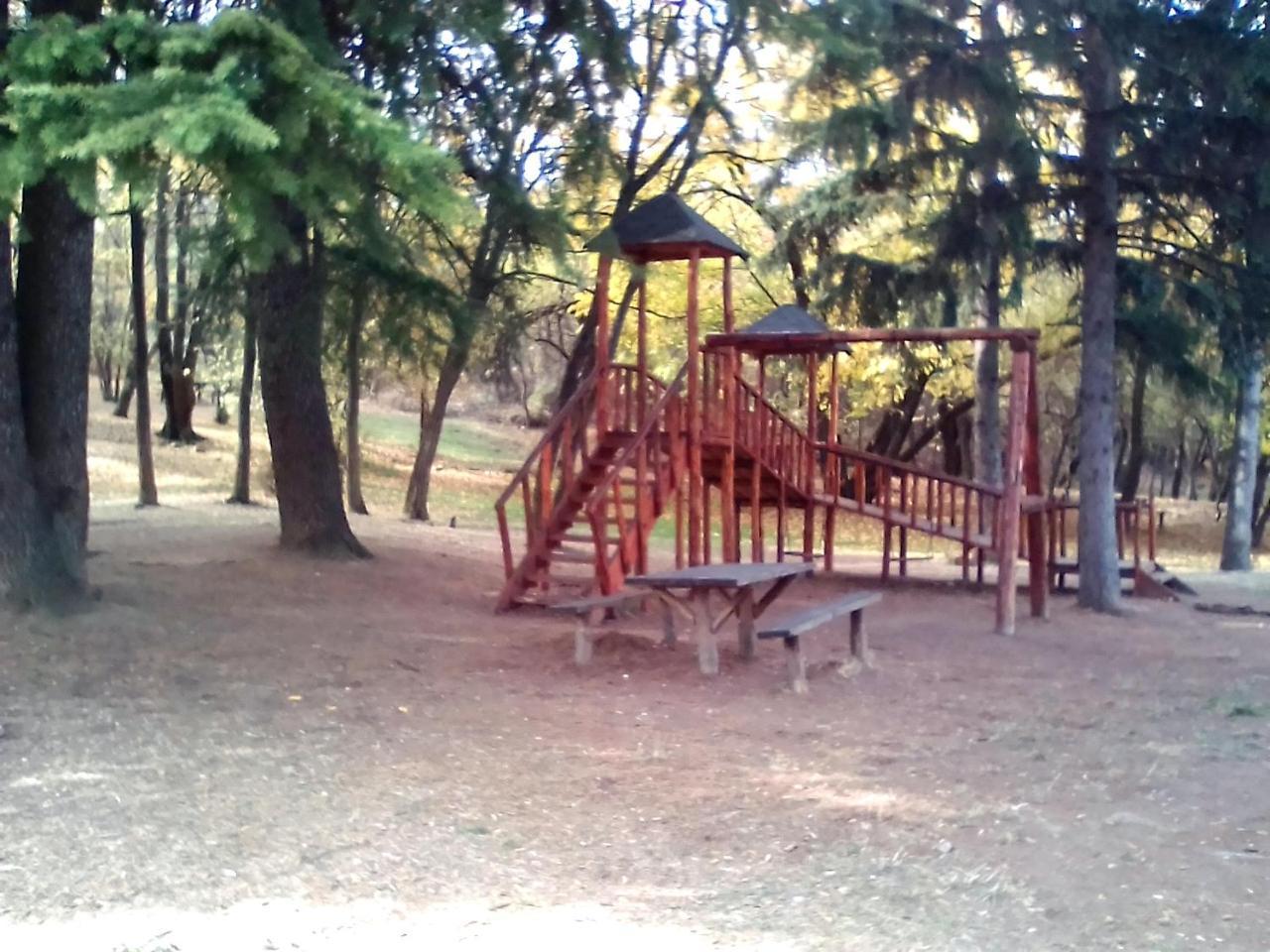 סקופיה Hotel Vodno מראה חיצוני תמונה