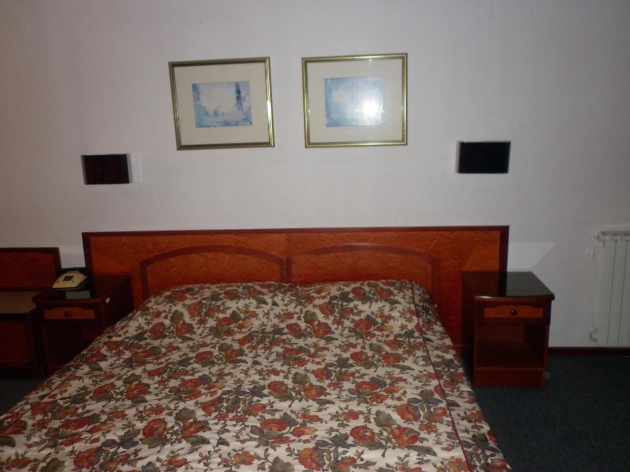 סקופיה Hotel Vodno מראה חיצוני תמונה
